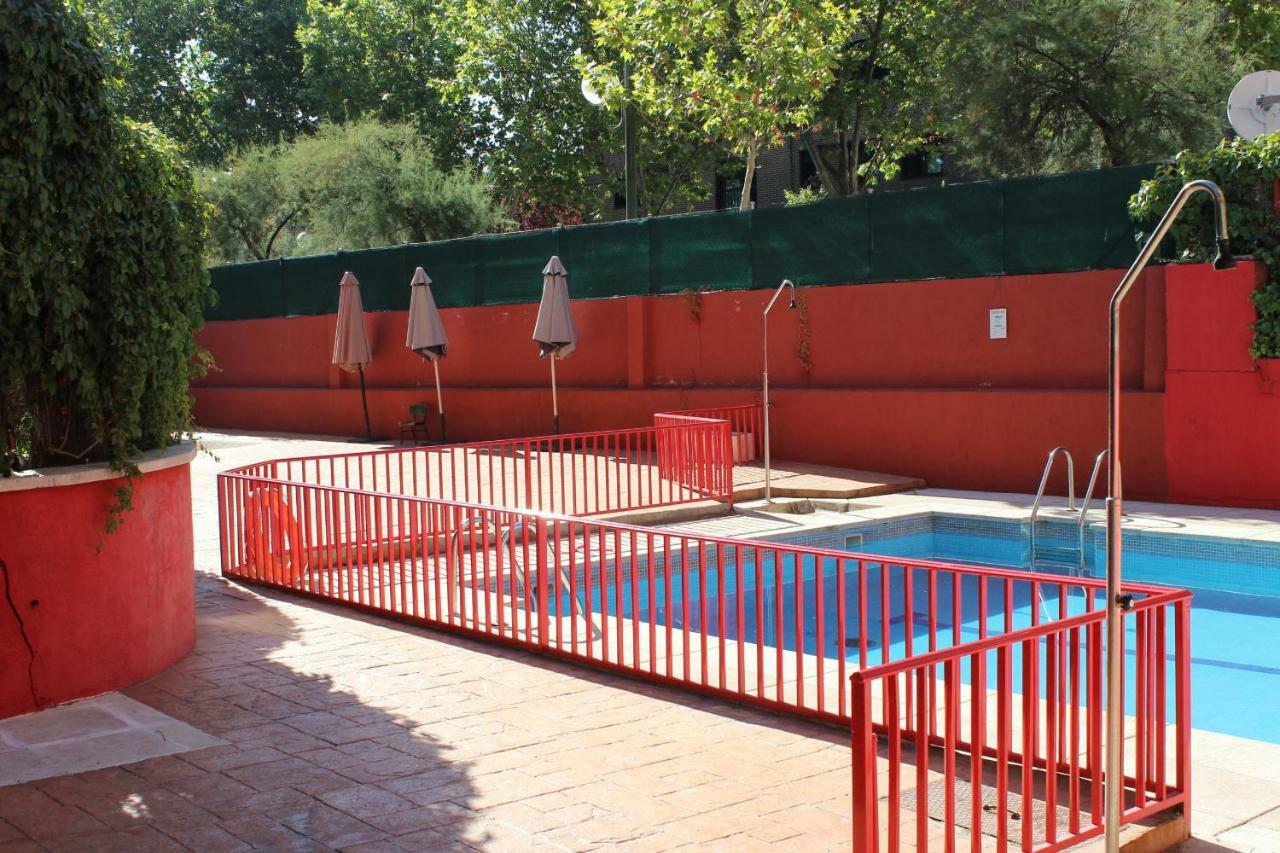 Vivienda Familiar Con Jardin Junto A Ifema Lägenhet Madrid Exteriör bild