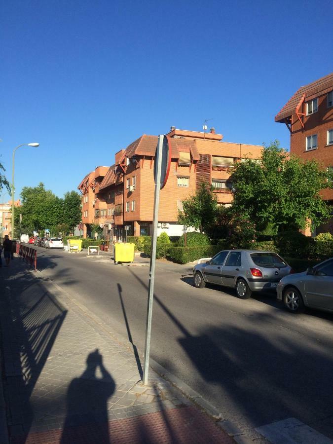 Vivienda Familiar Con Jardin Junto A Ifema Lägenhet Madrid Exteriör bild