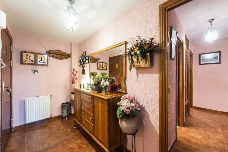 Vivienda Familiar Con Jardin Junto A Ifema Lägenhet Madrid Exteriör bild