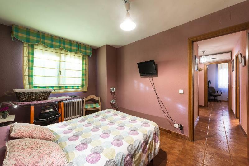 Vivienda Familiar Con Jardin Junto A Ifema Lägenhet Madrid Exteriör bild